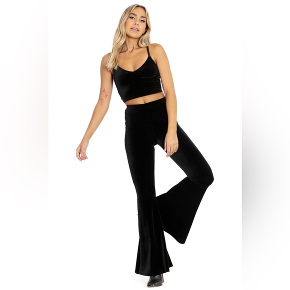 Black Milk High Waisted Velvet Flare Black Pants XXL goth festival
Preppy - Picture 1 of 14